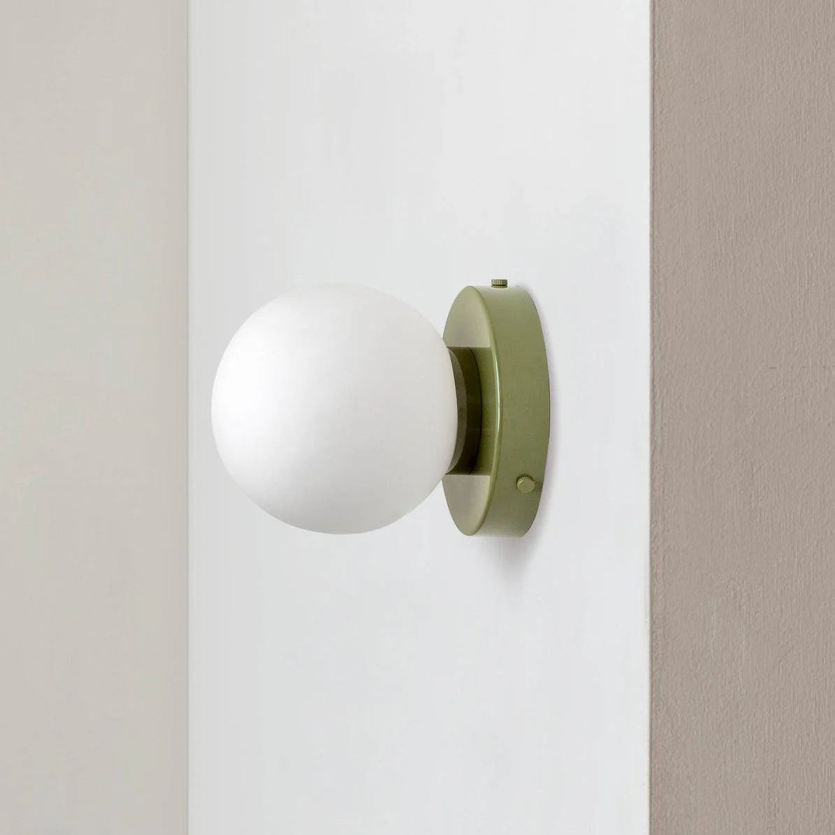 Nordic Rounded Minimalist LED Iron Wall Light 7