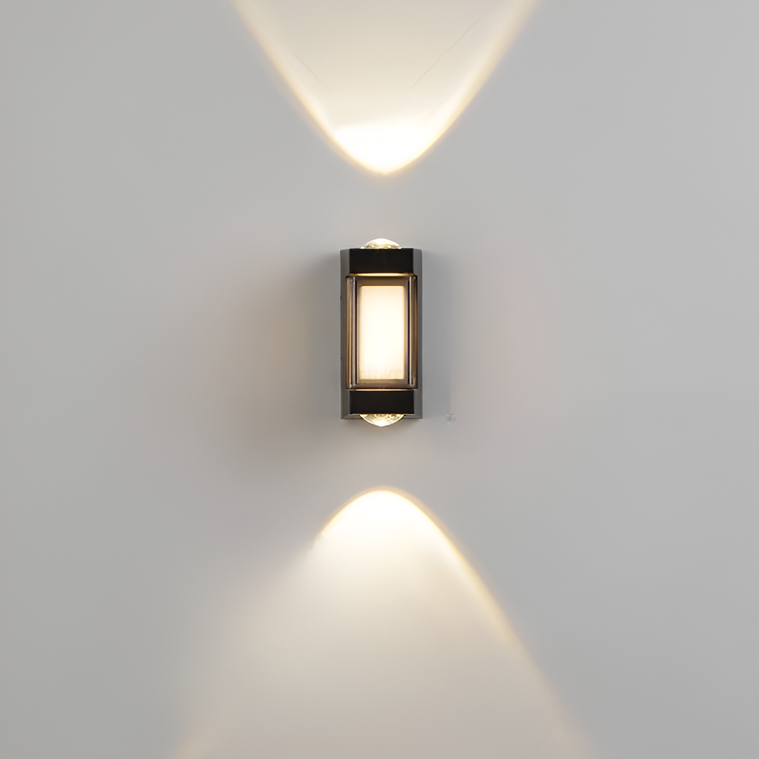 Nordic Up Down Acrylic Waterproof Minimalist Outdoor Wall Light 15