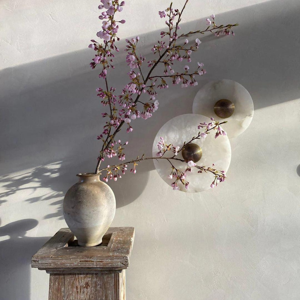Alabaster Radiance Minimalist Elegance Wall Lamp 2