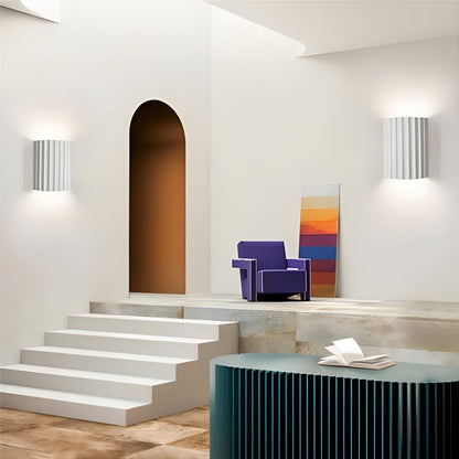 Nordic Resin Clarity Minimalist Wall Light 11