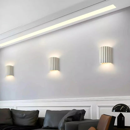 Nordic Resin Clarity Minimalist Wall Light 2