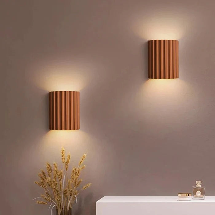 Nordic Resin Clarity Minimalist Wall Light 3