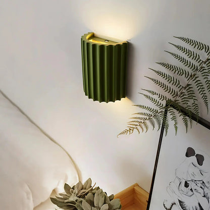 Nordic Resin Clarity Minimalist Wall Light 8